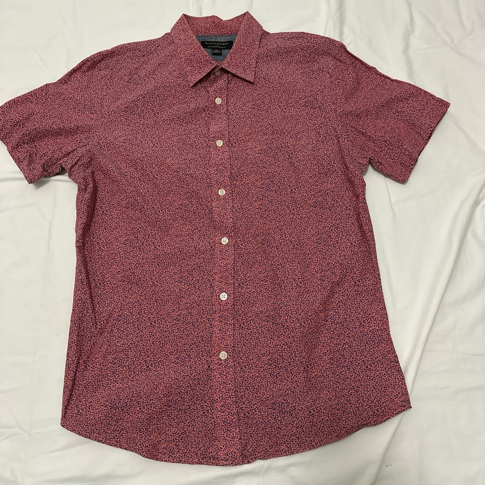 Banana Republic Button-Up Size Medium